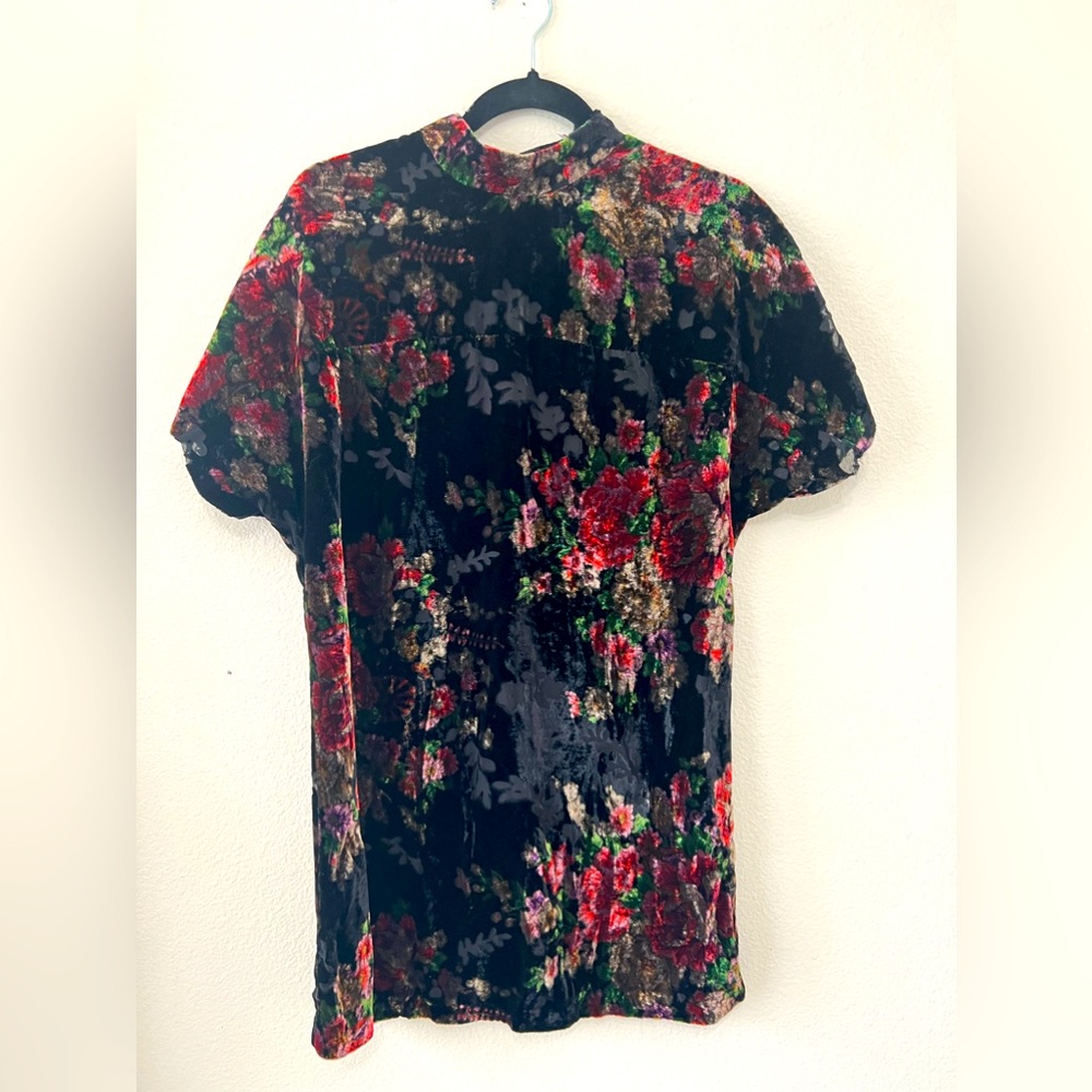 Zara Velvet floral top